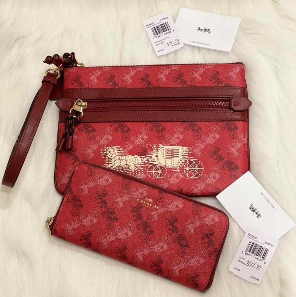 COACH LONG WALLET & LARGE WRISTLET